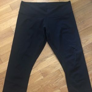 lululemon cropped leggings